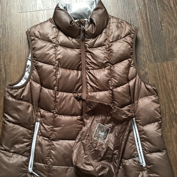 wind river vest - Picture 1 of 3